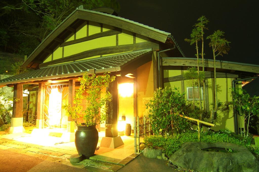 Musouan Biwa Hotel Izu Exterior foto